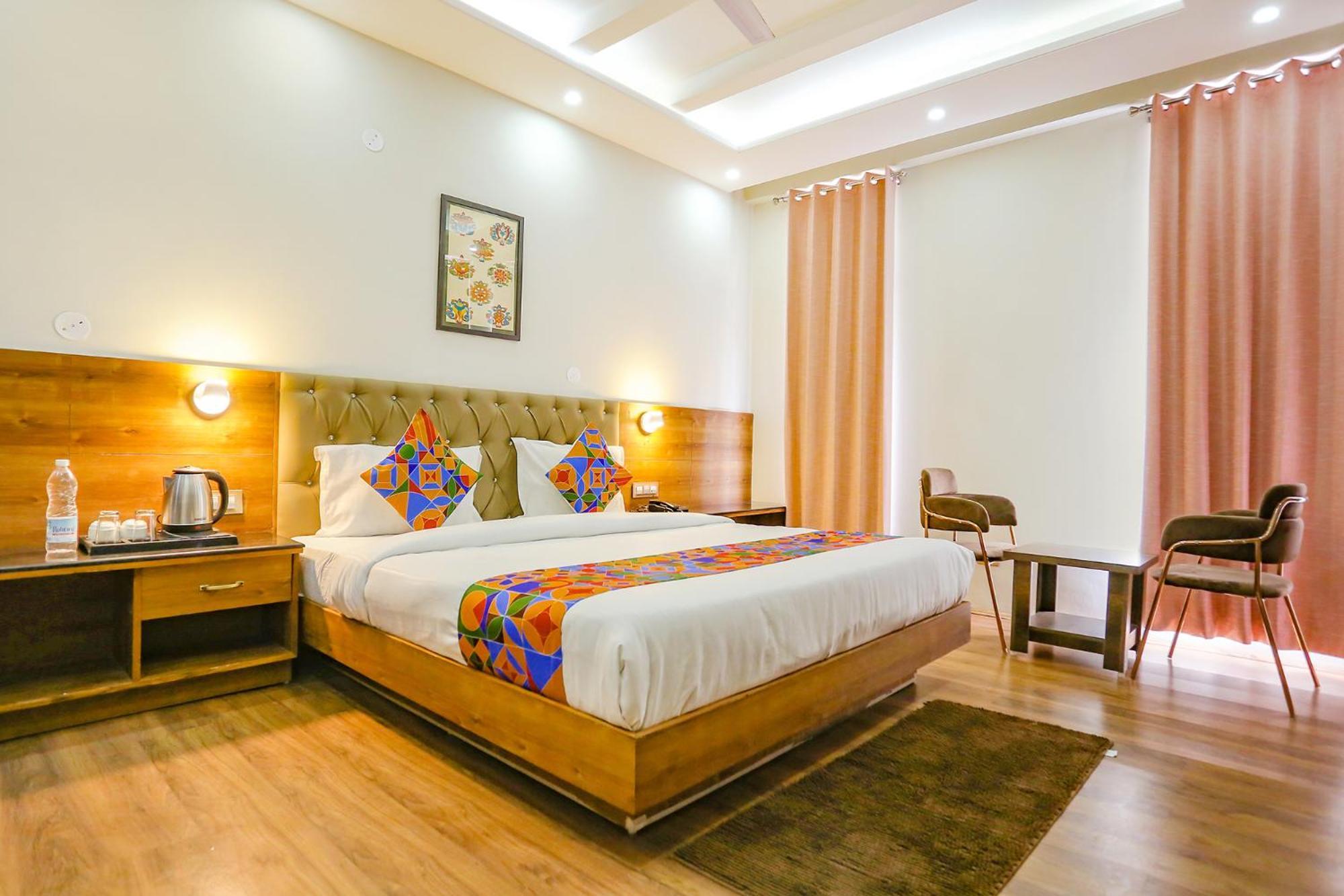 Fabhotel Outhills Manāli Buitenkant foto